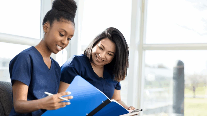 مراحل آماده سازی مدارک پرستاران برای مهاجرت