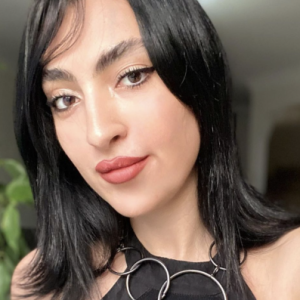 تصویر پروفایل  Aynaz Behnoud