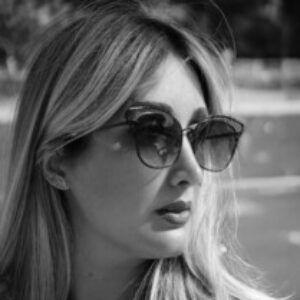 تصویر پروفایل  مُنا رمضانی قمصری
